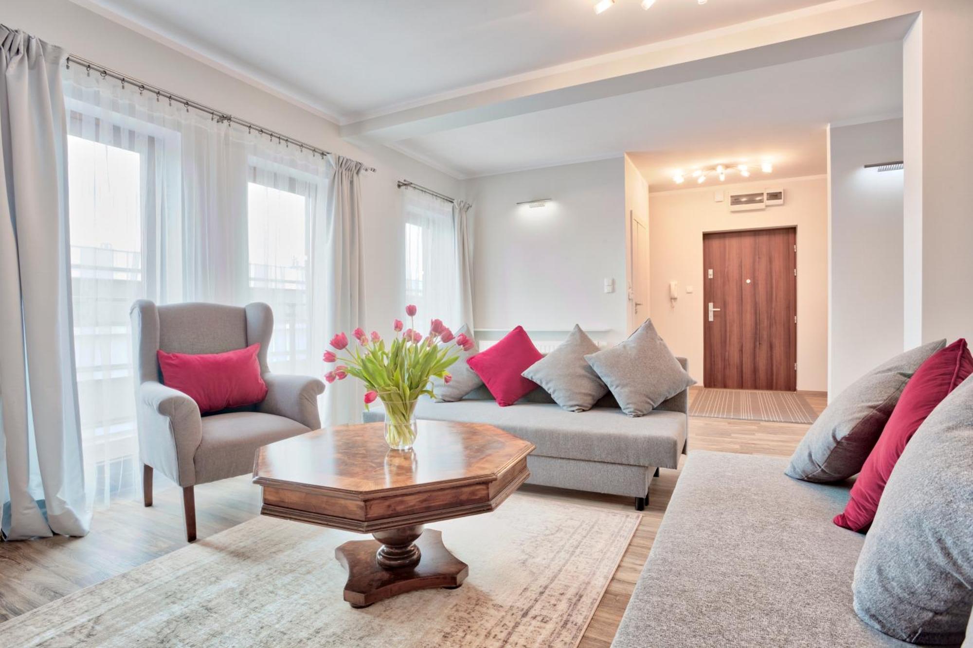 Family Apartment By Tyzenhauz Krakow Ngoại thất bức ảnh