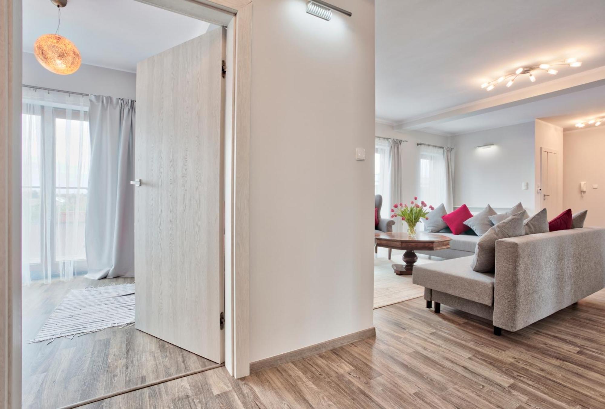 Family Apartment By Tyzenhauz Krakow Ngoại thất bức ảnh